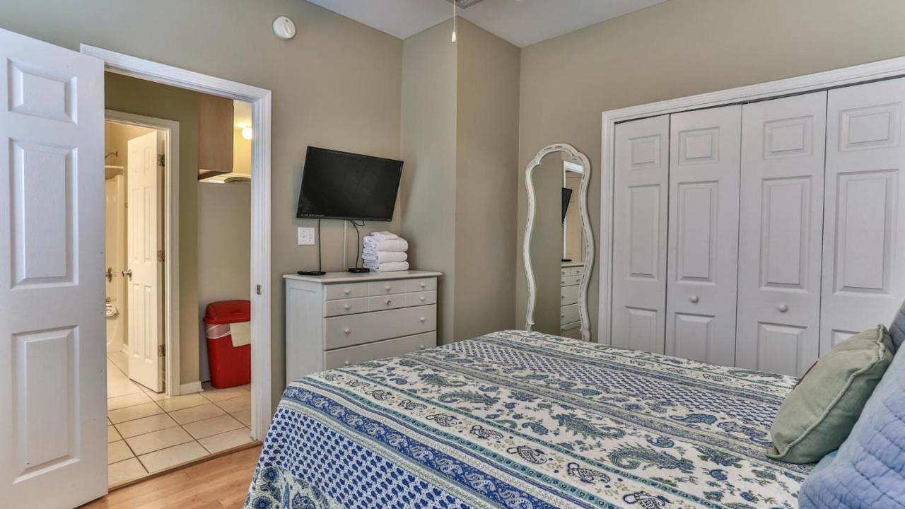 Biglows Bungalow - About A Quarter Mile To Private Neighborhood Beach Access, Pet Friendly, Community Pool Destin Exterior foto